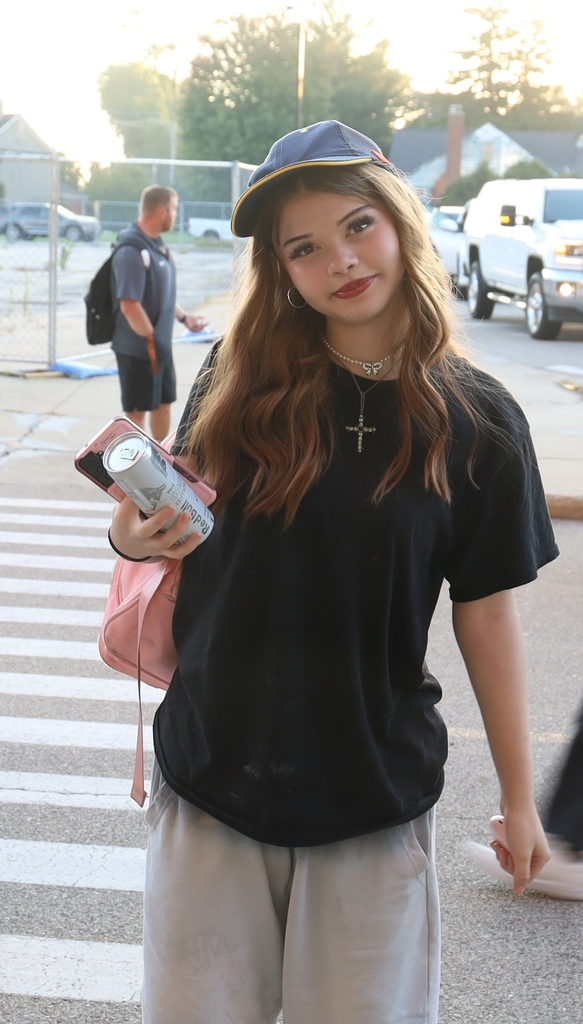 Student dressed as celebrity 