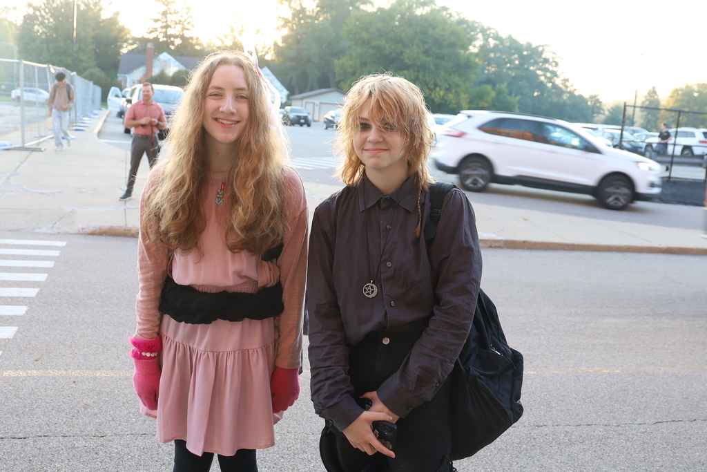 Two students dressed as celebrities 