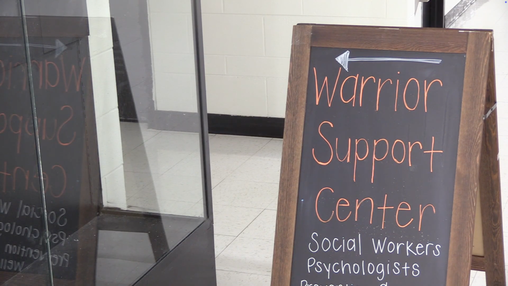Sign for the Warrior Support Center Social Workers Psychologists