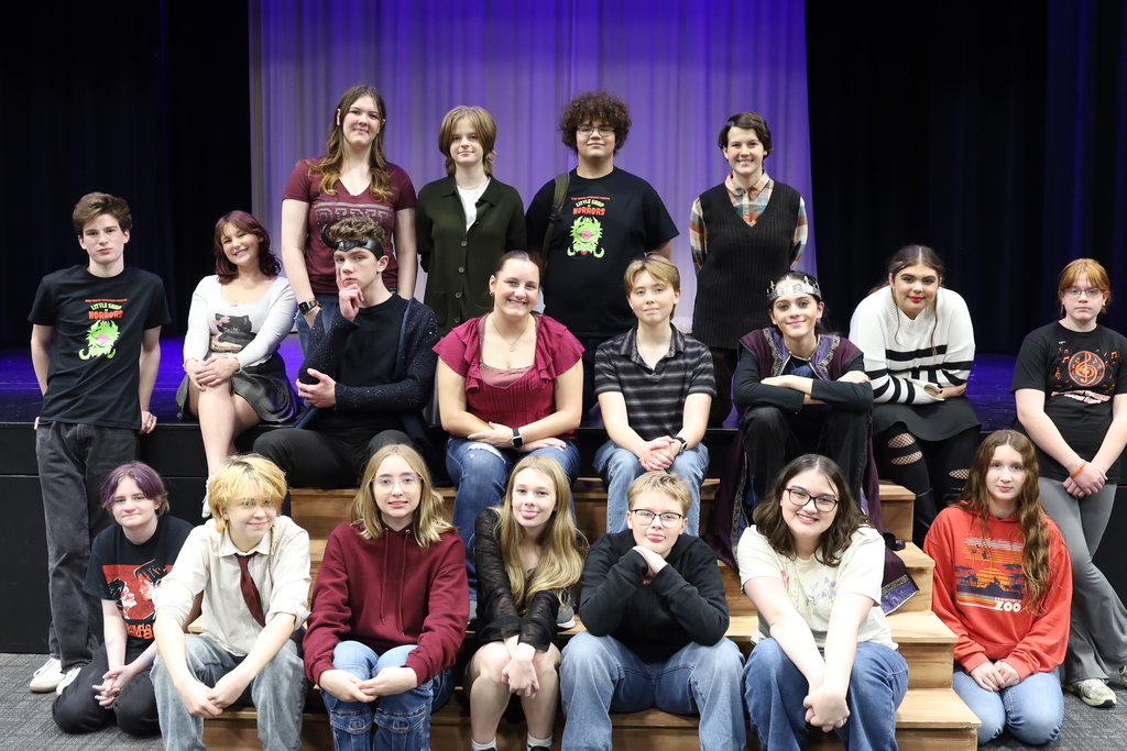 Group photo of cast and crew