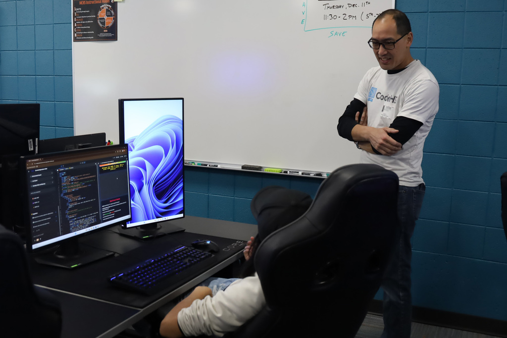 Student getting help from rep