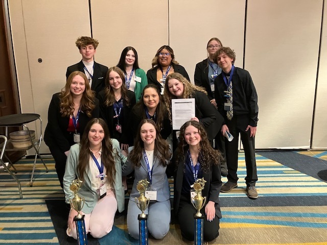 Students in a group photo at Key Club Convention