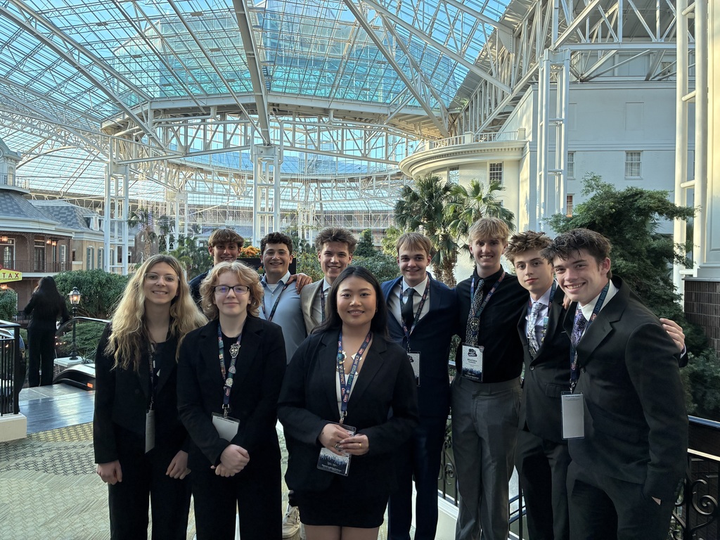 Students standing in the Opry hotel