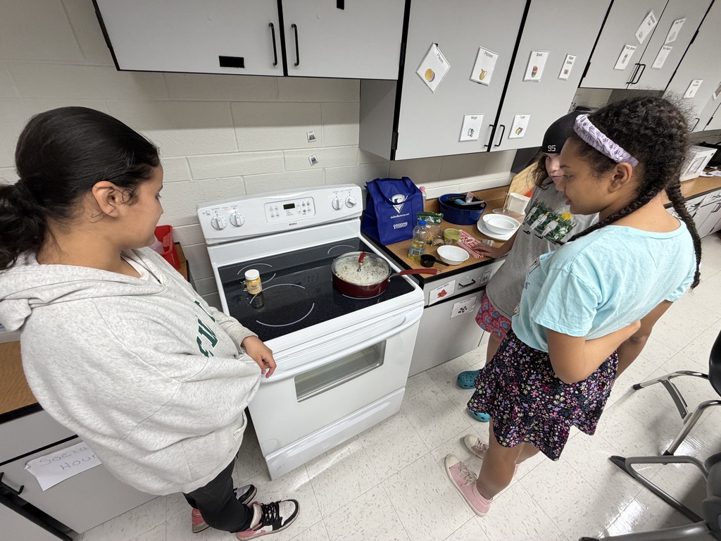 Students making stovetop popcorn
