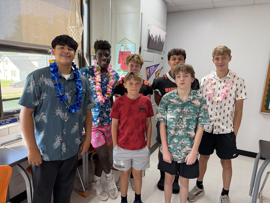 Students in Mrs. Harris' Intro to Business classes enjoyed Friday's beach theme spirit day.
