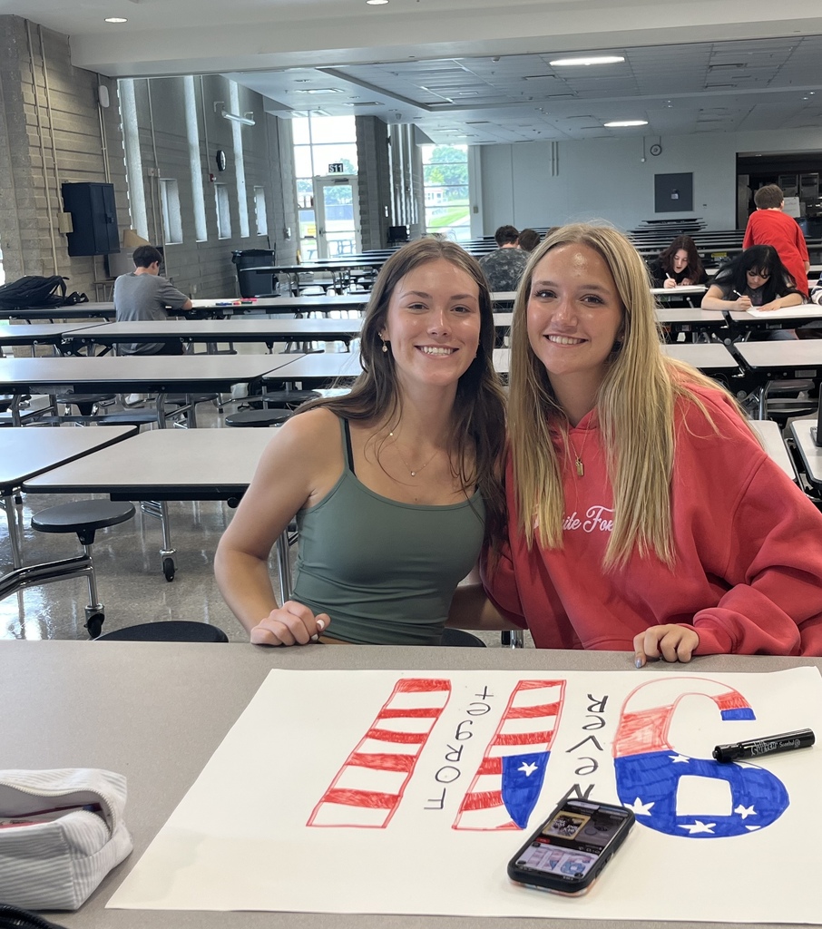 Students making 9/11 poster