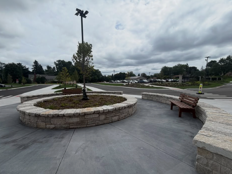 Bench in walkway roundabout