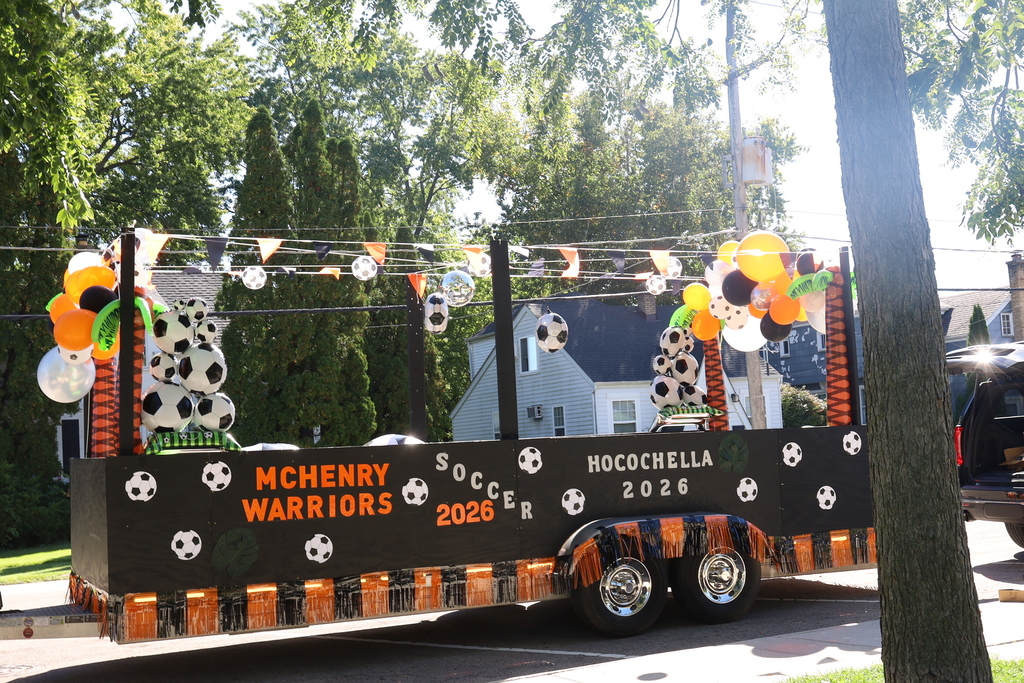 Soccer float with inflatable soccer balls and Hocochella