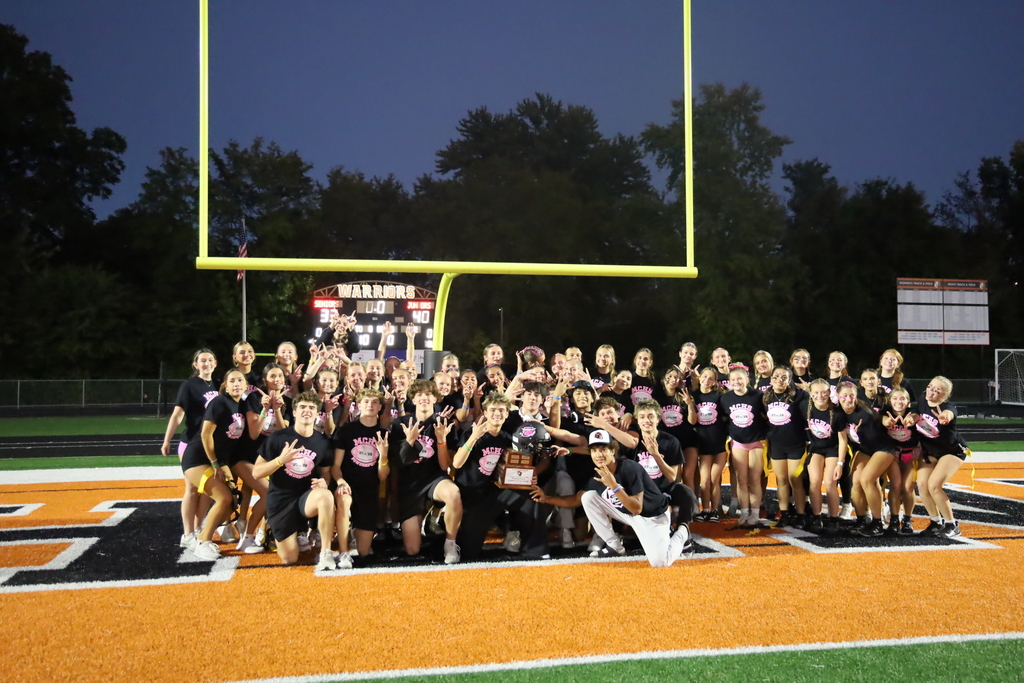 Powder Puff Junior group photo with trophy