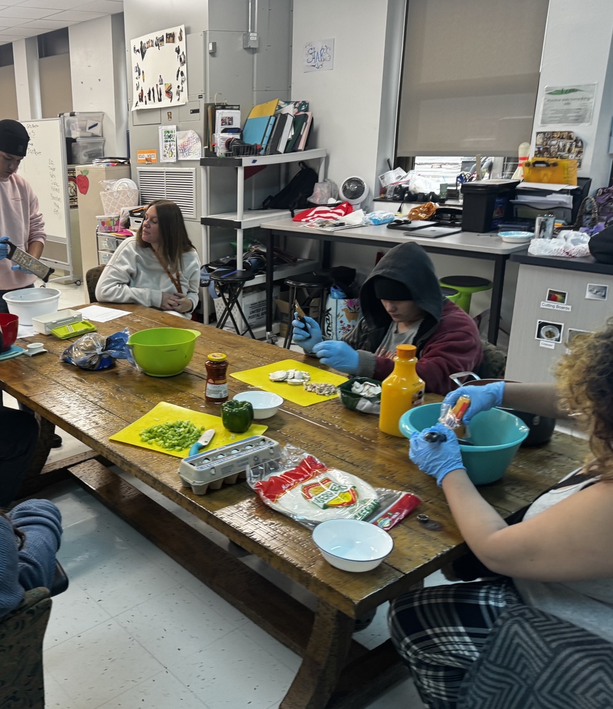 Students making food