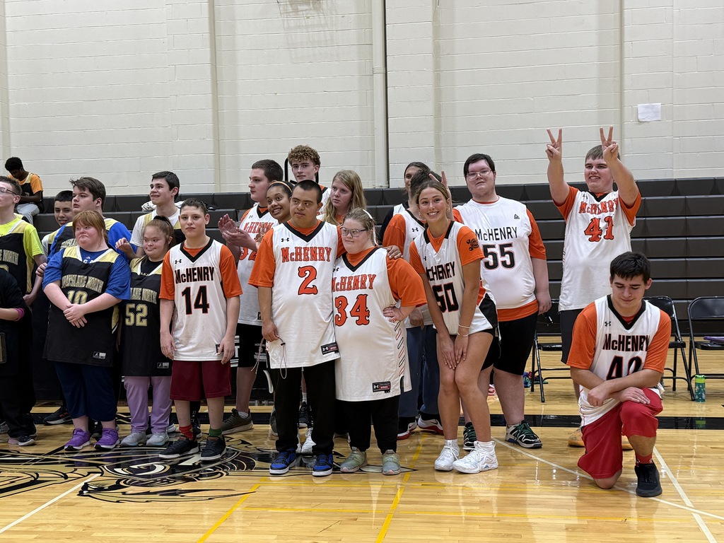 Group of students posing together