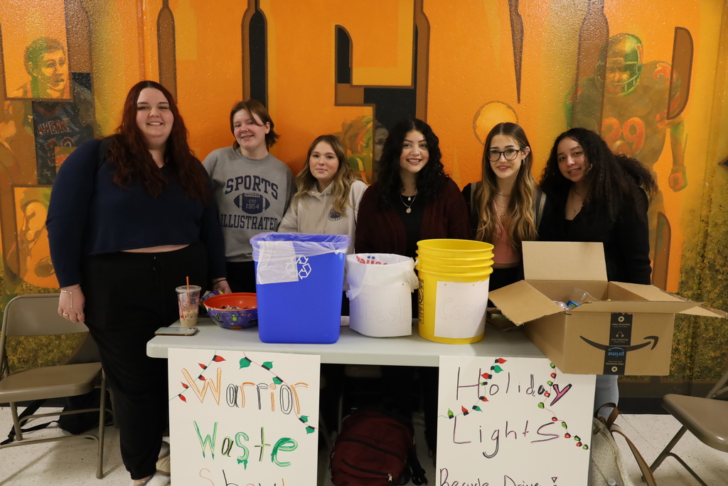 Environmental Club is collecting old holiday lights for recycling