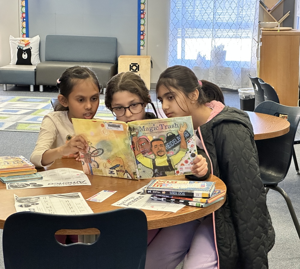 reading trio