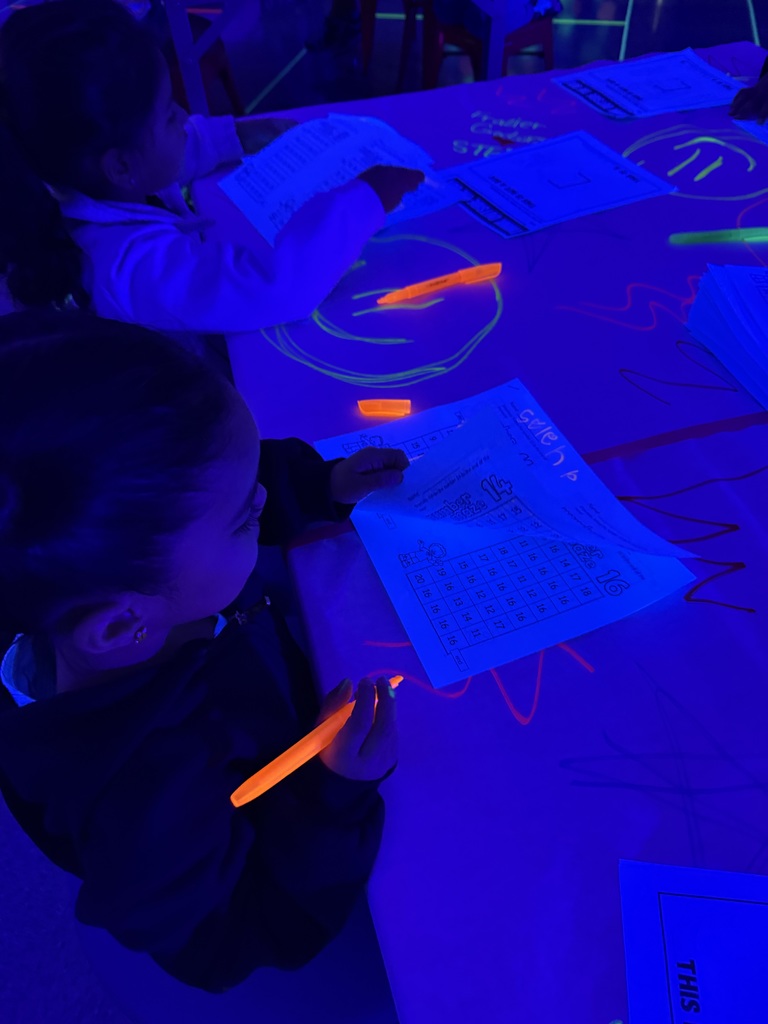 Kinder Glow-in-the-Dark Number Mazes