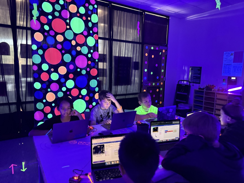 5th Grade using Microsoft MakeCode and micro:bit 