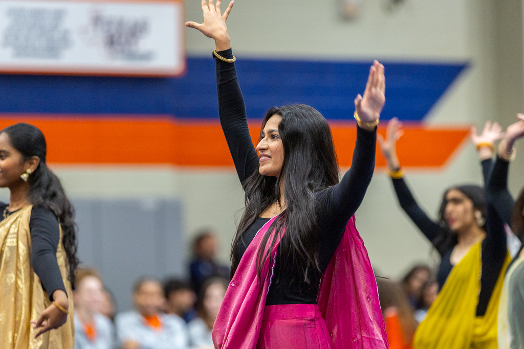 female dancer of the North Bollywood dance group performing