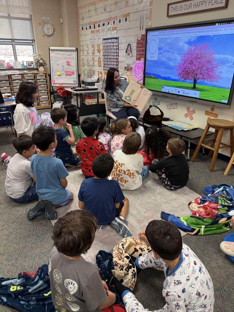 Mystery Reader in Mrs. Shaughnessy's 2nd grade class.