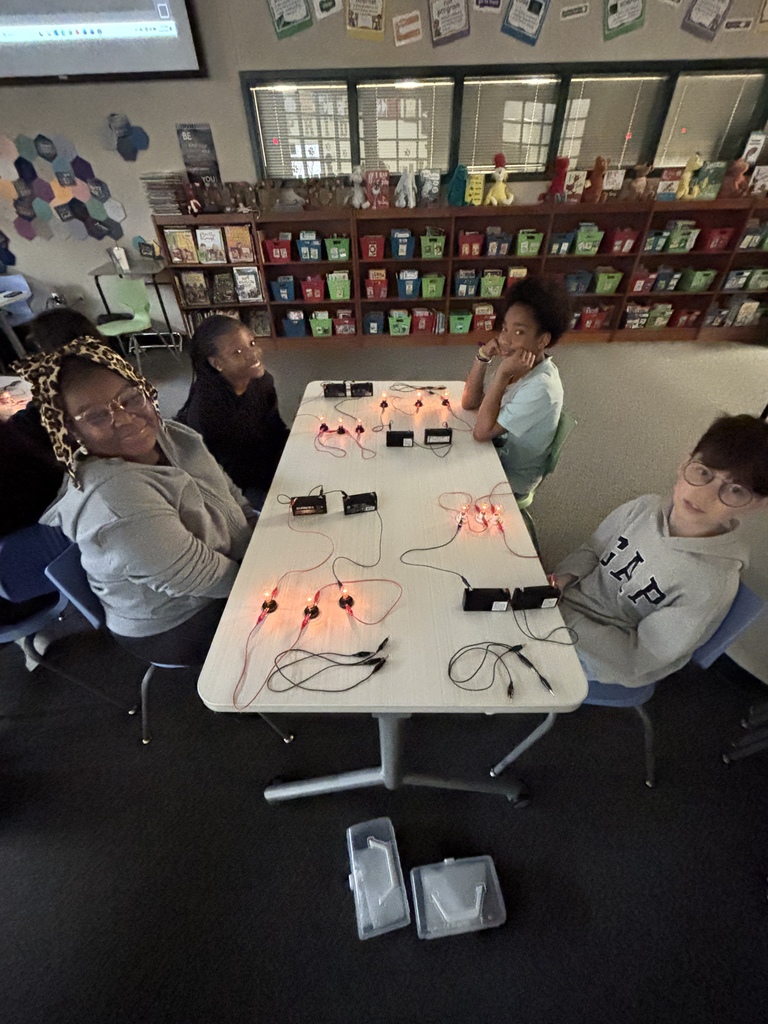 Press Students Practice with Circuits 