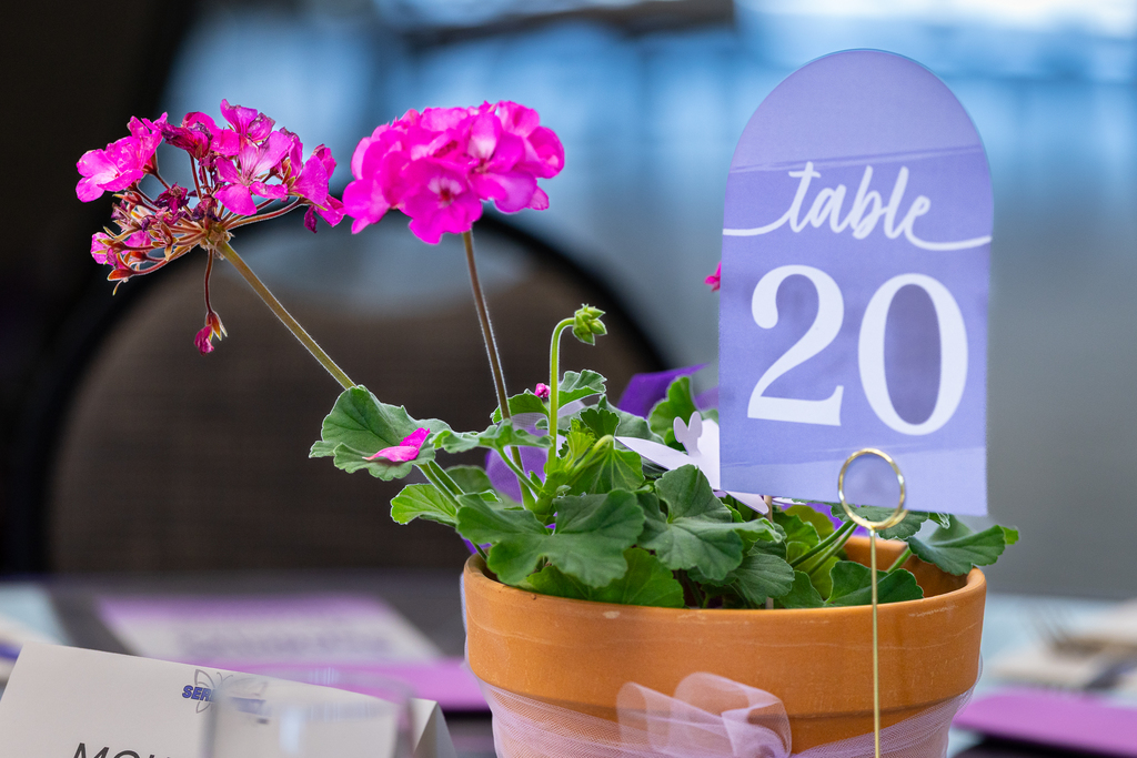 table setting flower