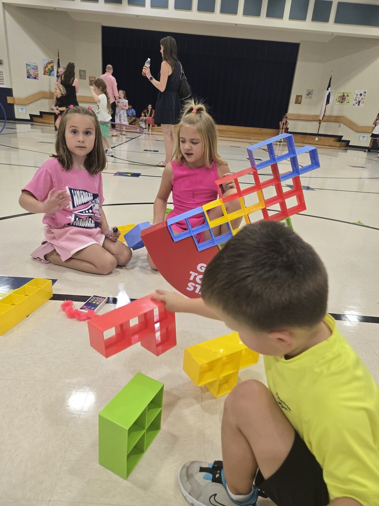 kids playing tetris