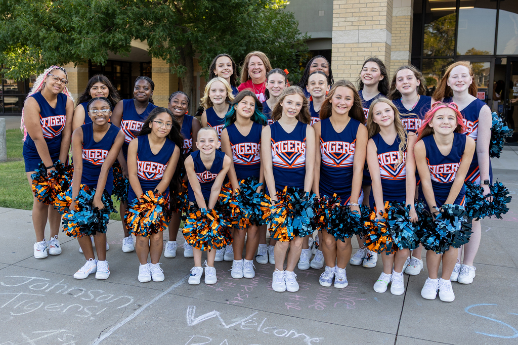 group of SJMS cheerleaders