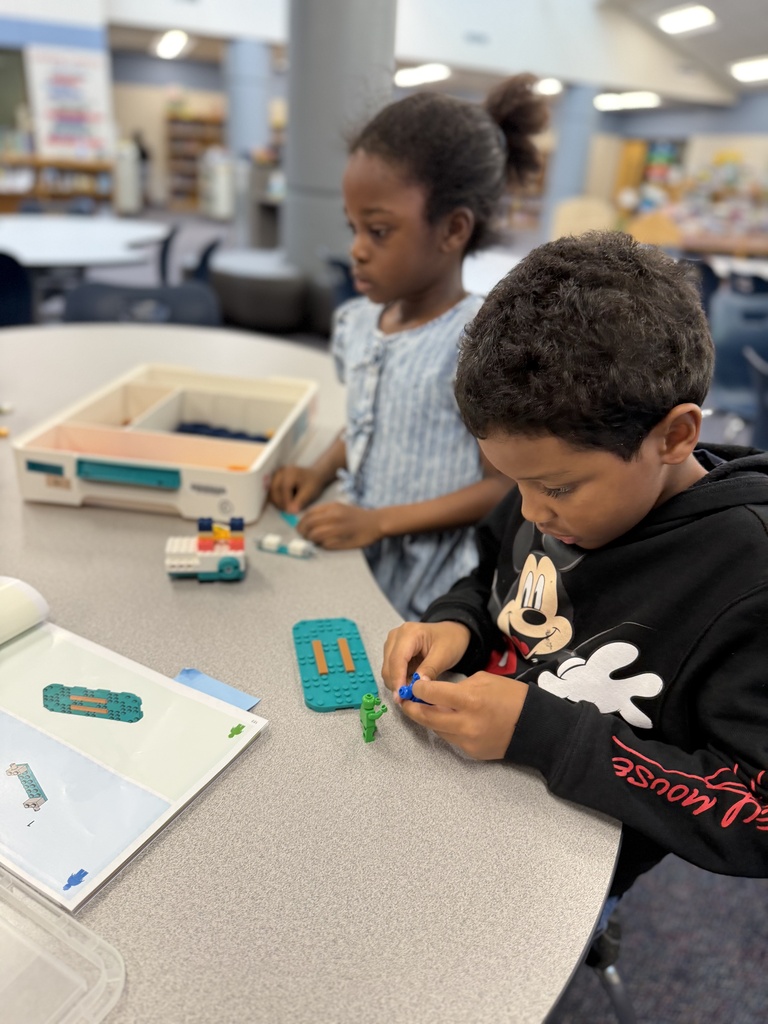 Lego Scientists at work