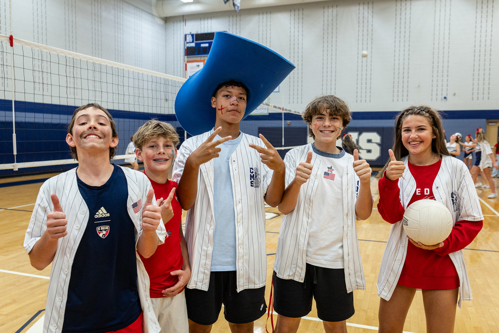 PALS students giving thumbs up