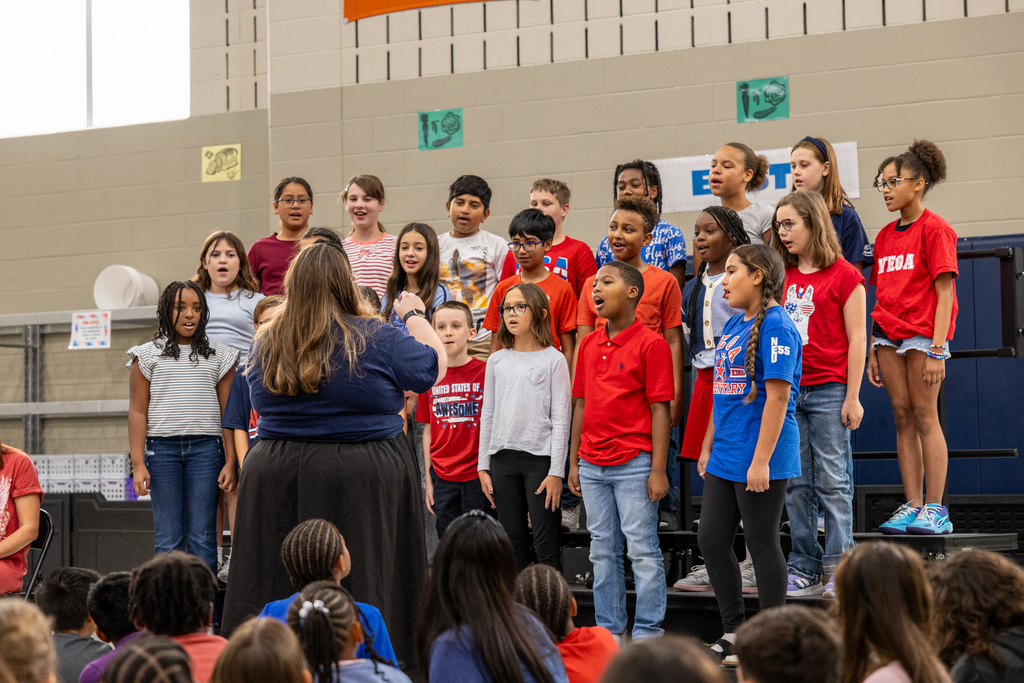 vega choir sings a song