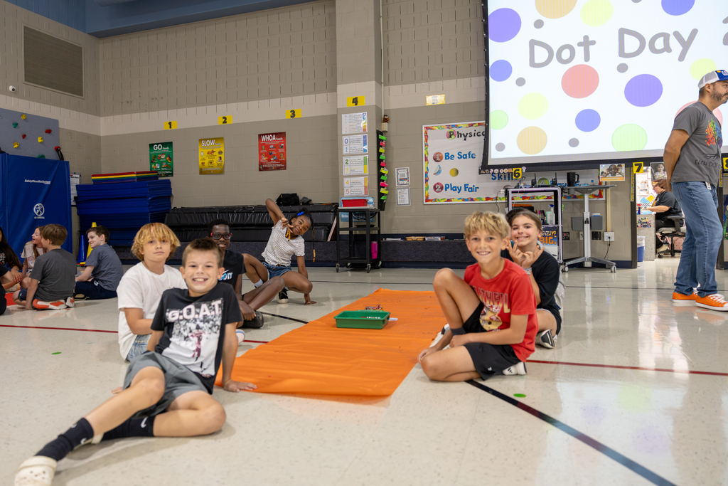 students complete a project for dot day at glen oaks