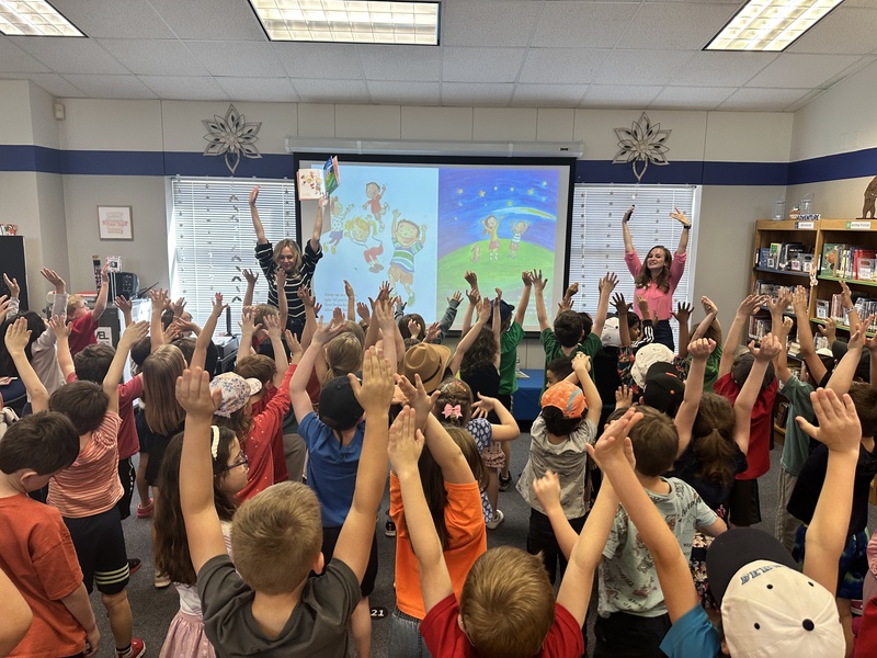 B sisters - reaching