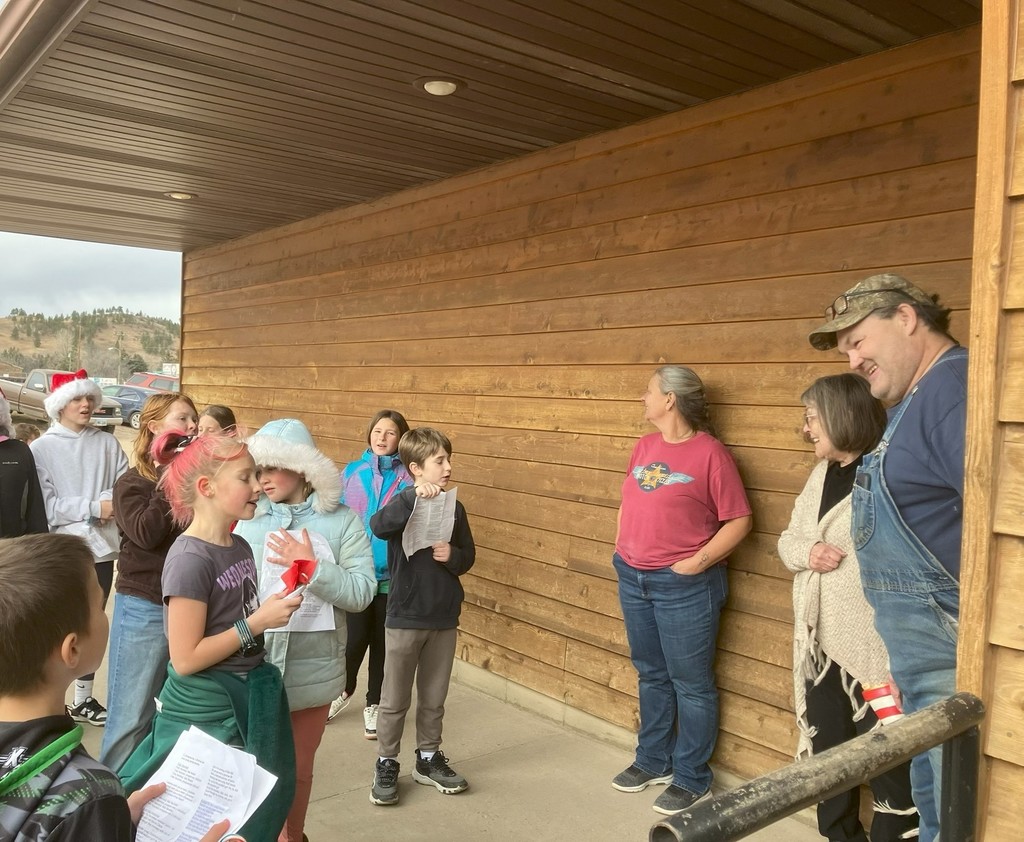 choir carol around Whitewood