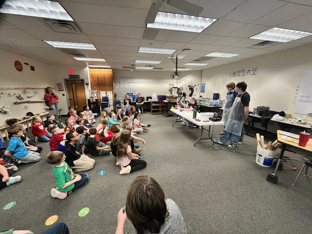 high school students do science experiments for students