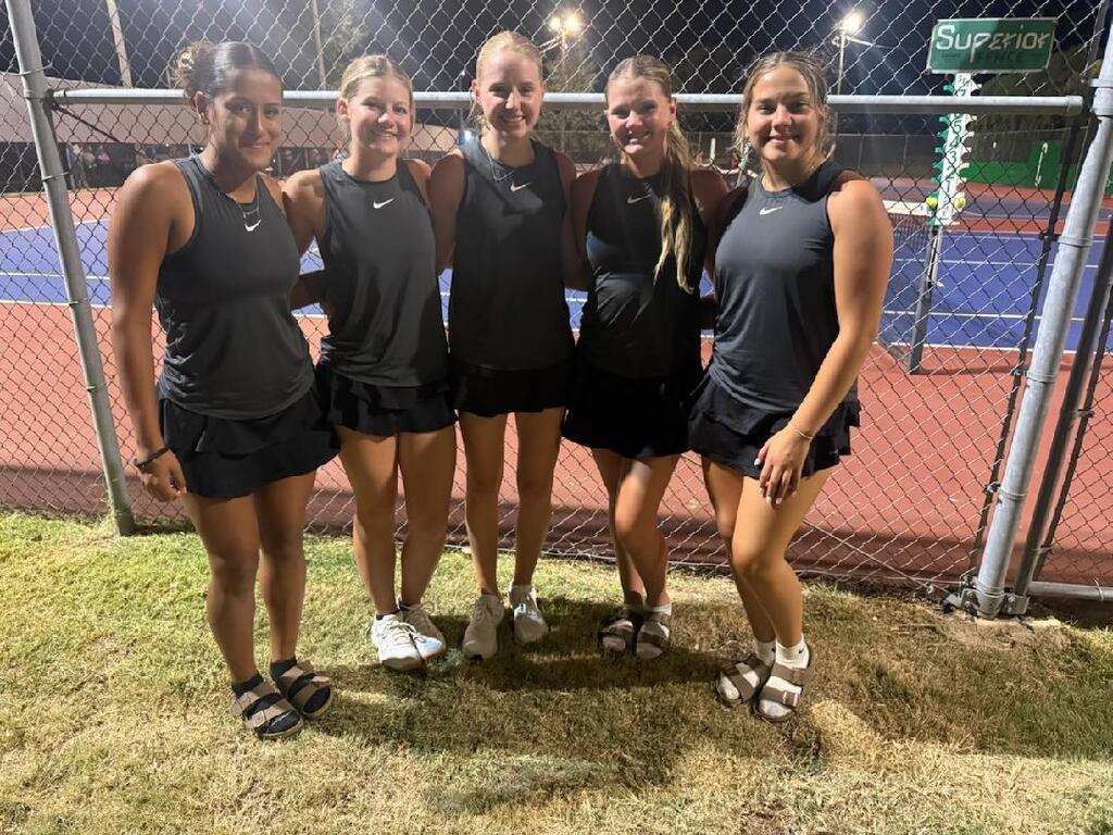 V Tennis Team