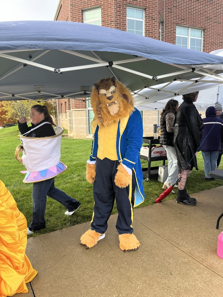 guess who? Mr. Beast at Boo in the U