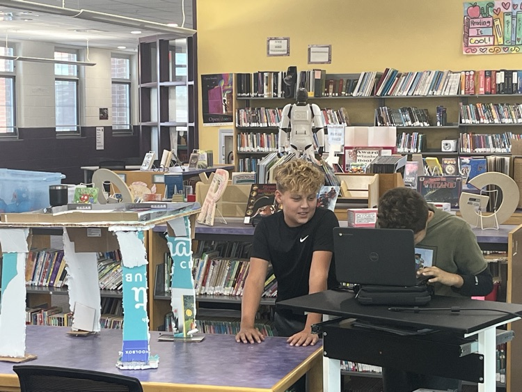 MS Stem activities in the media center