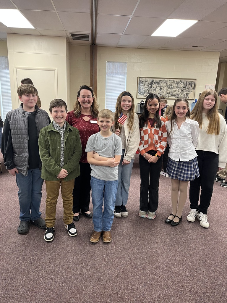 Students attending DAR