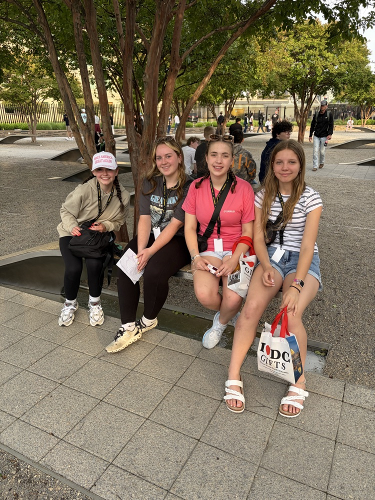 Dinner at Pentagon Mall and then a visit to the Pentagon Memorial. (We have the BEST kids!) 🇺🇸❤️