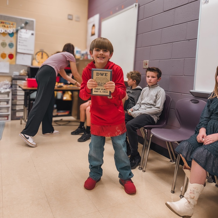 🐝 The buzz was back at DWE! We recently brought back our Spelling Bee for grades K-5, and it was such a joy to see our students' bravery in action.  These "Burg" spellers shined as Courageous Characters and Confident Communicators. They showed true grit by stepping up to the challenge and modeled what it means to be Accountable Leaders by working hard to prepare.  We are so proud of every student who participated and can’t wait to keep this tradition going next year! 🏆