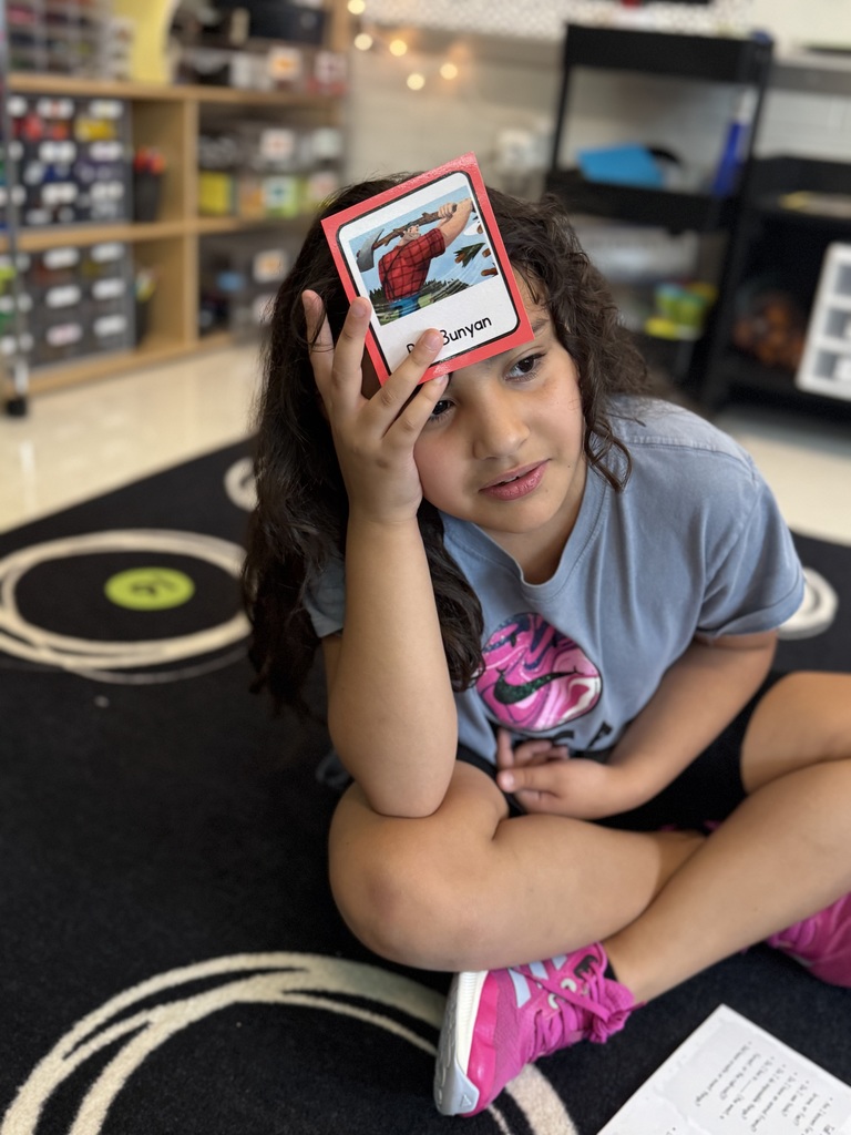Students play HeadBandz.