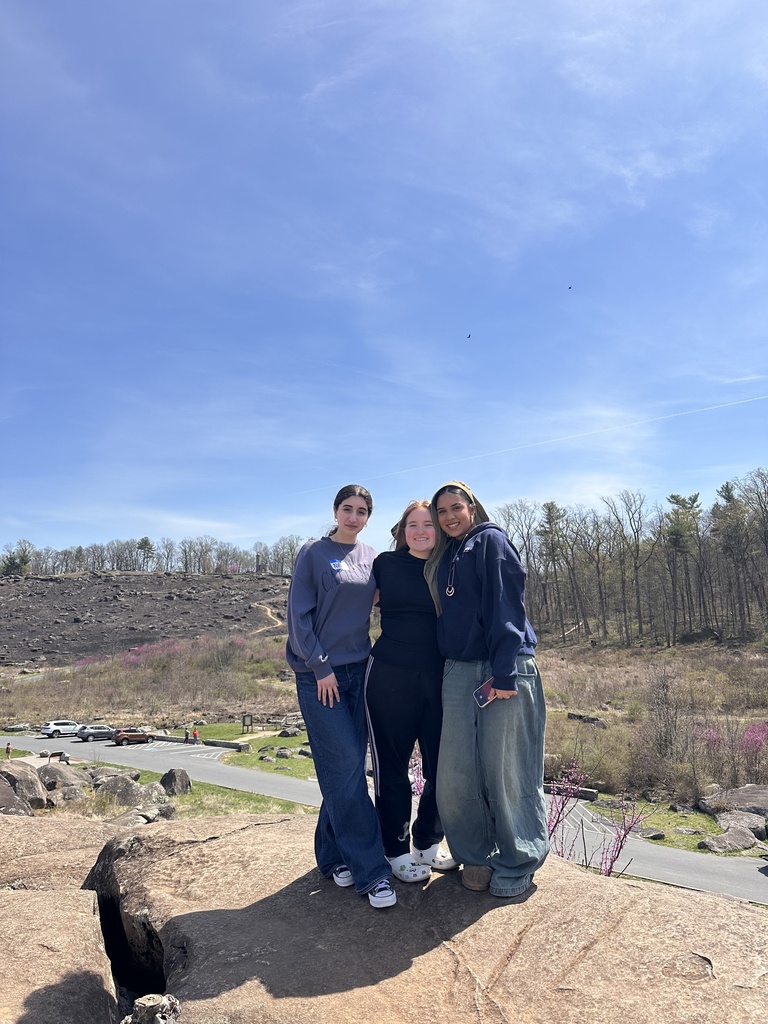 Students at Devil's Den in Gettysburg.