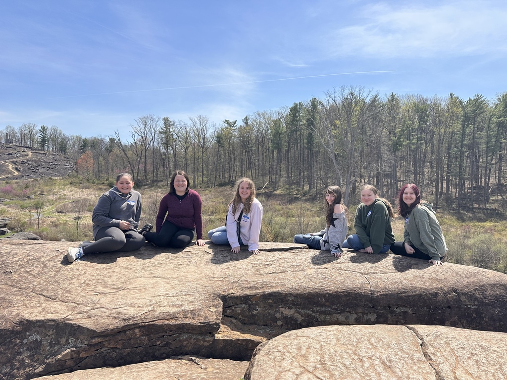 Students at Devil's Den in Gettysburg.