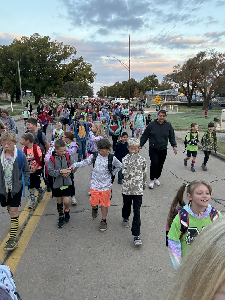 walk to school day image 3