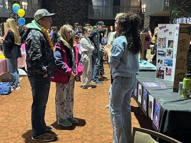 Visiting with a candidate for the State Student Council Board