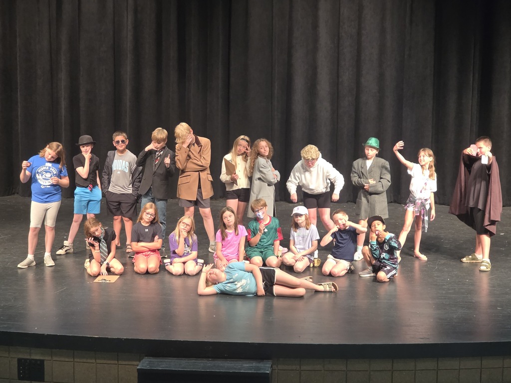 kids on stage