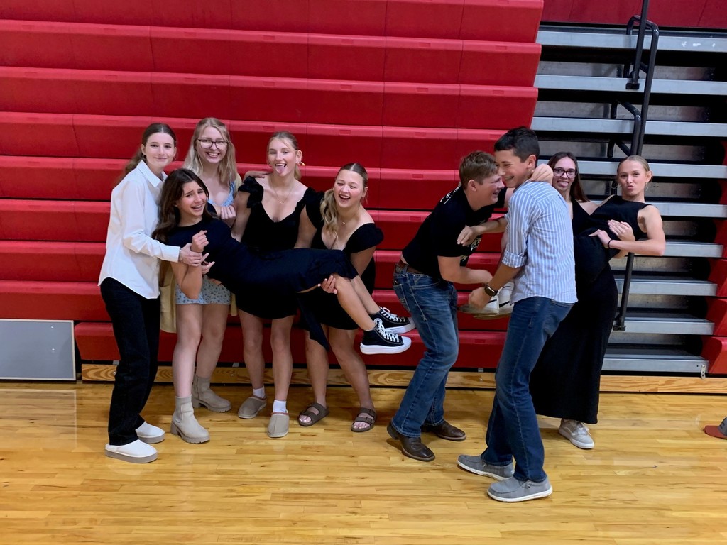 The team had a little fun after the last round.