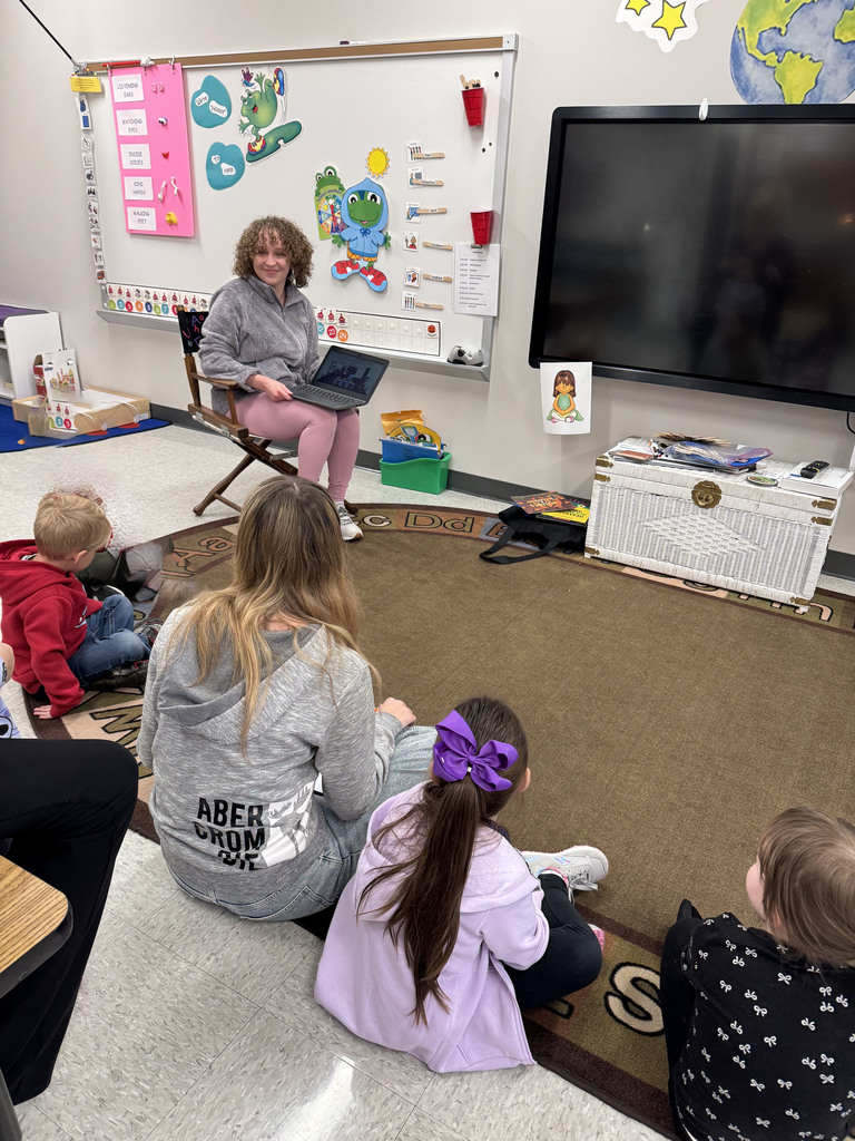 Child Development 2 students teaching