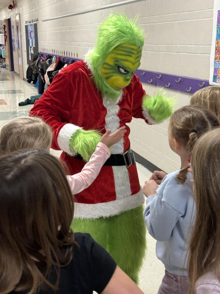 Photo shows a special visitor for elementary students right before the holiday break 
