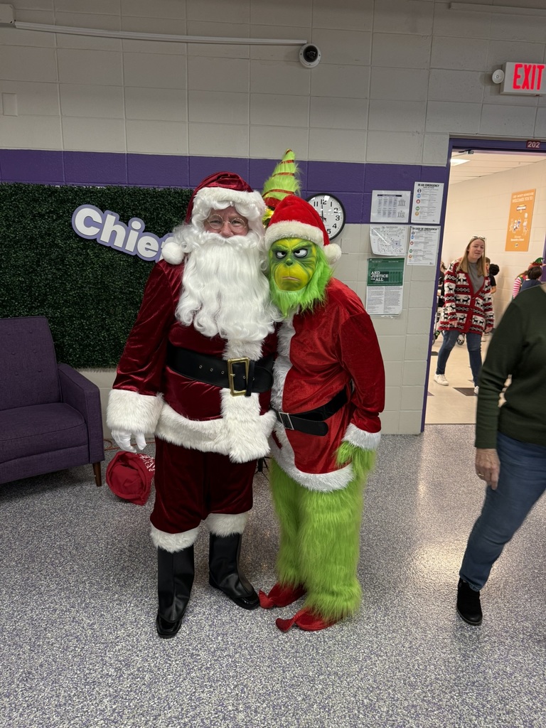 Photo shows a special visitor for elementary students right before the holiday break 