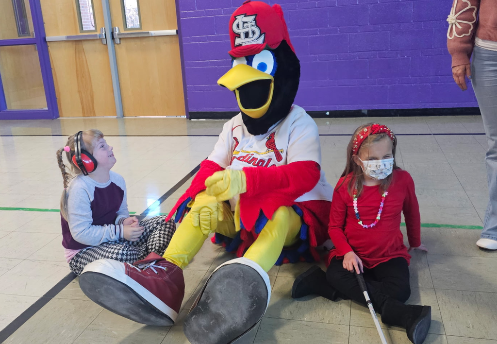 Fredbird Assembly featuring former St. Louis Cardinals pitcher Kyle McClellan and Fredbird.