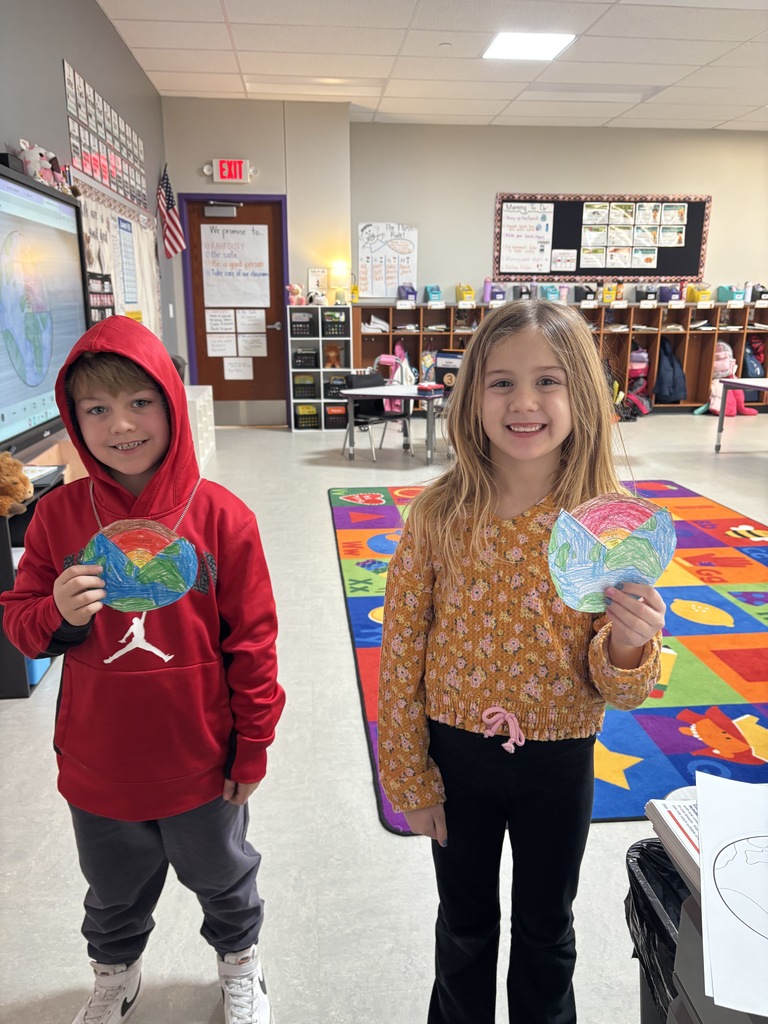 Students colorings of the Earth’s layers.